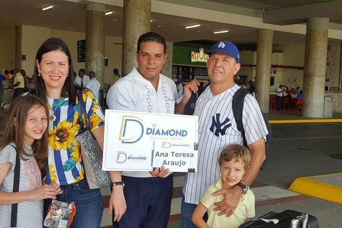 From and to Punta Cana airport(PUJ)<=>All places and hotels in Bávaro Punta Cana - Finding your driver outside Punta Cana Airport