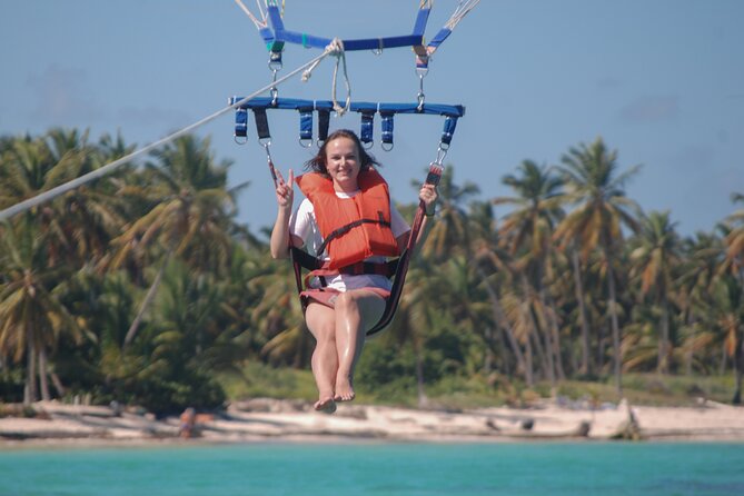 From Punta Cana: Amazing Activity Parasailing Hotel pickup - What the actual outing is likely to feel like