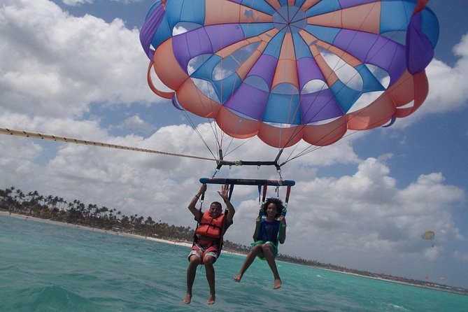 From Punta Cana: Amazing Activity Parasailing Hotel pickup - The best features, and where expectations need adjusting