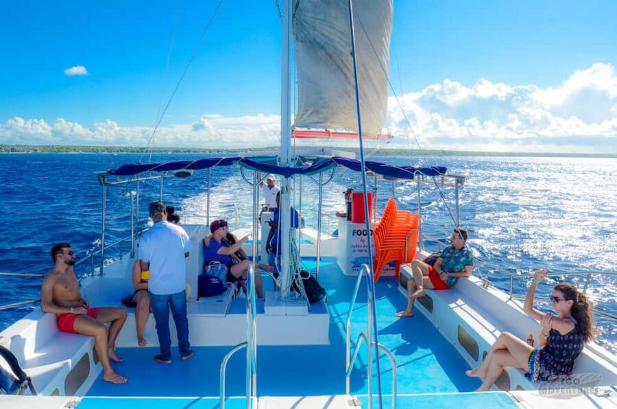 From Punta Cana: Catalina Snorkeling & Altos de Chavon Tour - What the $110 price really covers