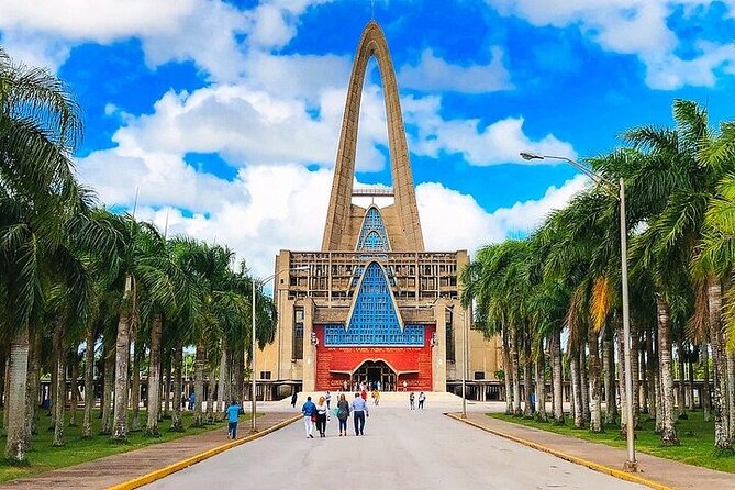 From Punta Cana: Higuey Expedition Cultural & Historic Tour - Higüey Basilica and the old church