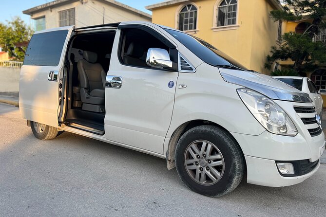 From Punta Cana Private Airport (PUJ) Shuttle To Hotel - A Direct 30-Minute Ride to Your Hotel