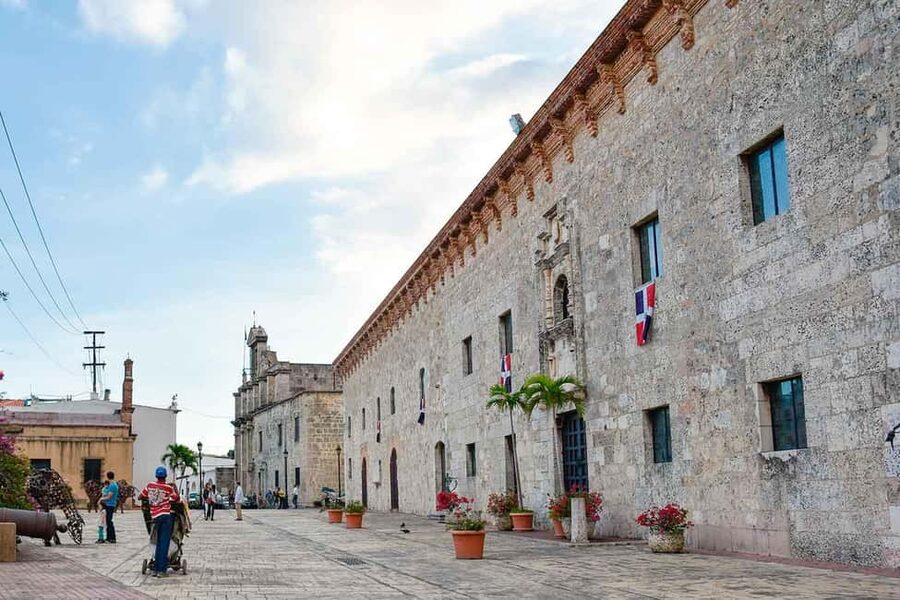 From Punta Cana: Santo Domingo Full-Day Tour with Lunch - Should you book this Santo Domingo tour?