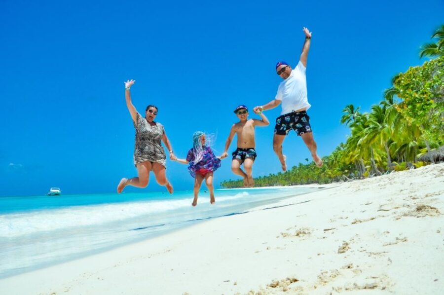 From Punta Cana: Saona and Mano Juan Day Trip by Speed Boat - Los Toros Beach and the clearest swim