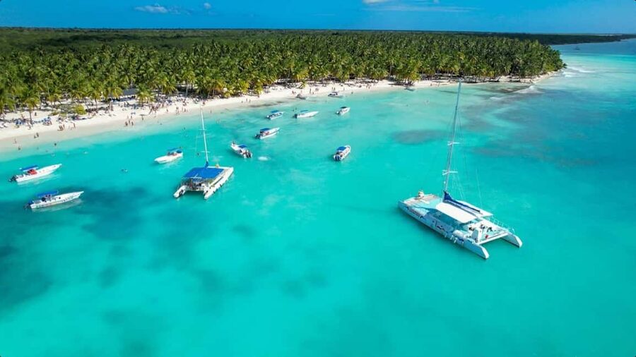 From Punta Cana: Saona Island Day Trip with Buffet Lunch - Entertainment and the sales pressure