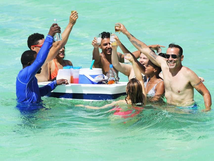 From Punta Cana: Saona Island Full-Day Tour with Lunch - The long road from Punta Cana to Bayahibe