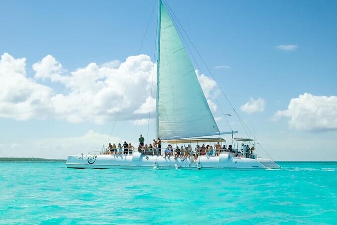 From Santo Domingo: Saona Island For Small Group Catamaran - What lunch at 1:00 p.m. adds