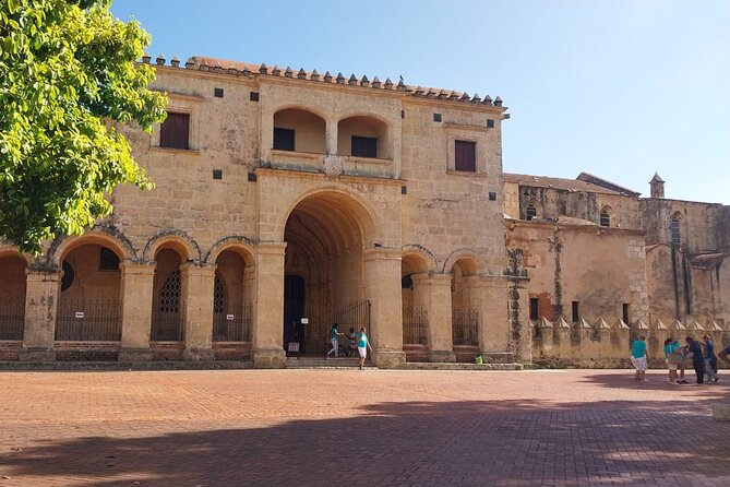 Full Day Santo Domingo Tour - Three hours in the Zona Colonial