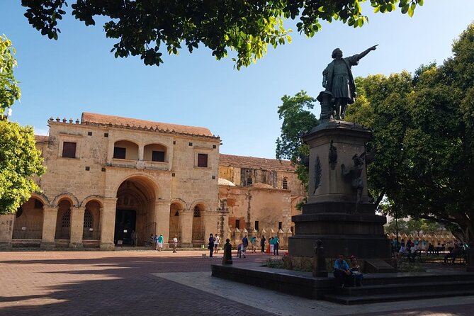 Full Day Santo Domingo Tour - Calle Las Damas and the city’s earliest streets