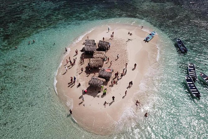 Full-Day Tour to Punta Rucia and Cayo Arena with Snorkeling - Punta Rucia lunch: filling, local, and basic