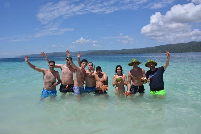 Full-Day Trip to Limon Waterfall and Bacardi Island - Reaching El Salto del Limón