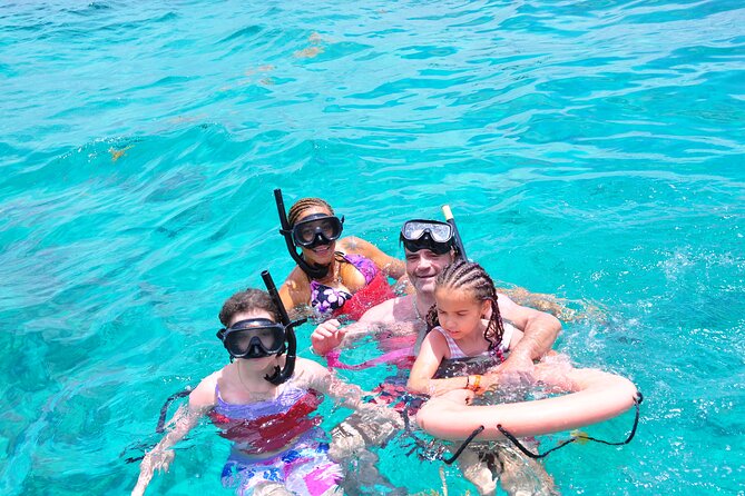 Glass-bottom boat tour to Punta Cana - What the $60 price covers