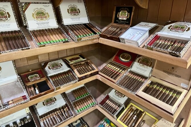 Guided Shopping Tour to Bella Mare Store (Cigars, Chocolate, Rum and Souvenirs) - What the Bella Mare stop is really like