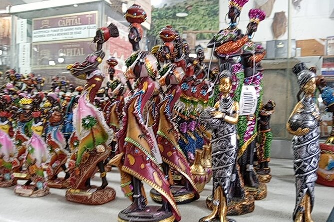 Guided Souvenir Shopping Tour in Punta Cana - What you might find for sale