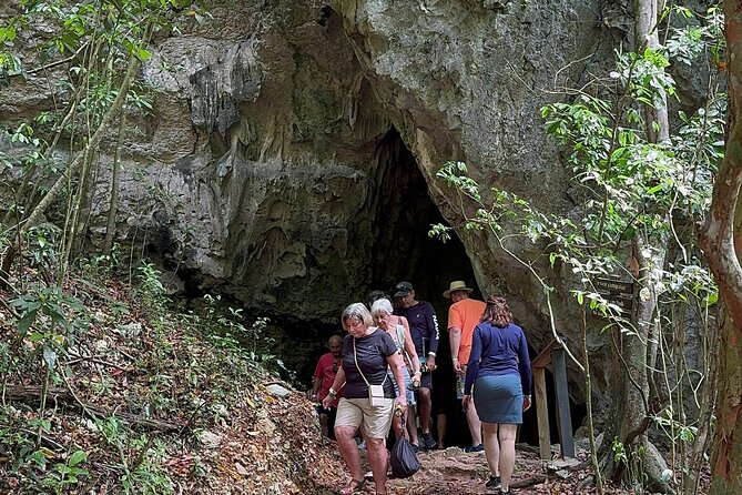 Haitian National Park and fell up - Guides, transport, and group size