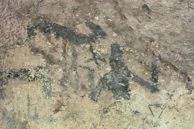 Haitian National Park and fell up - Inside the caves with Taino pictographs