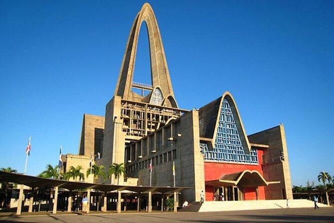 Half-day City tour cultural from punta cana for small group - Why this tour is different from a resort excursion