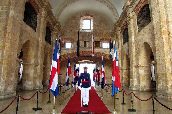 Half Day Excursion Colonial Zone, Faro to Colón, 3 Eyes Park - National Pantheon and the Museum of the Royal Houses