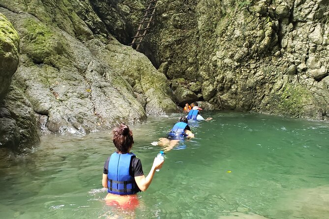 Hiking Tabernacle Thundering Waterfall in Dominican Republic - Quick points before you book