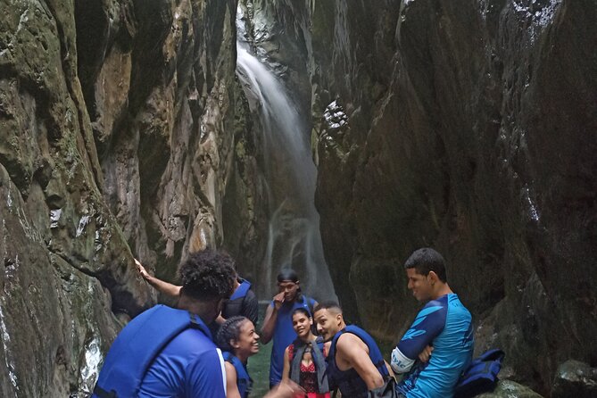 Hiking Tabernacle Thundering Waterfall in Dominican Republic - Guides who shape the day