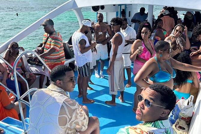 Hip Hop adult only Party Boat with Unlimited drinks and Sandbar - Reaching the coral reef by party boat