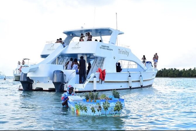 Hip Hop adult only Party Boat with Unlimited drinks& sand-bar - Boarding at Playa Bibijagua at 3 p.m.