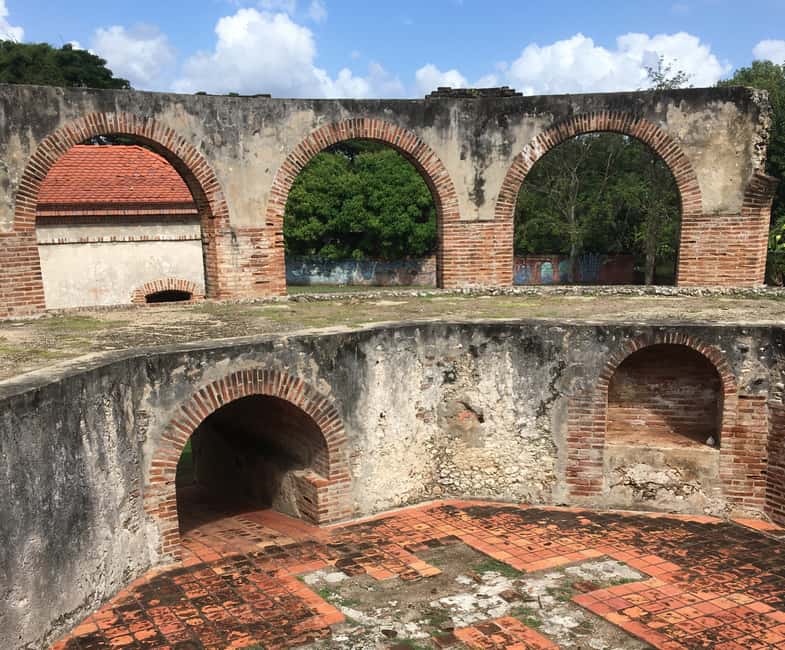 History of Slavery Guided Tour - What the rum museum adds