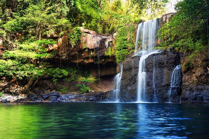 Hotels - Airbnb & villas pick up - WATERFALLS OF DAMAJAGUA - The 15 to 25-minute forest walk, and why it matters