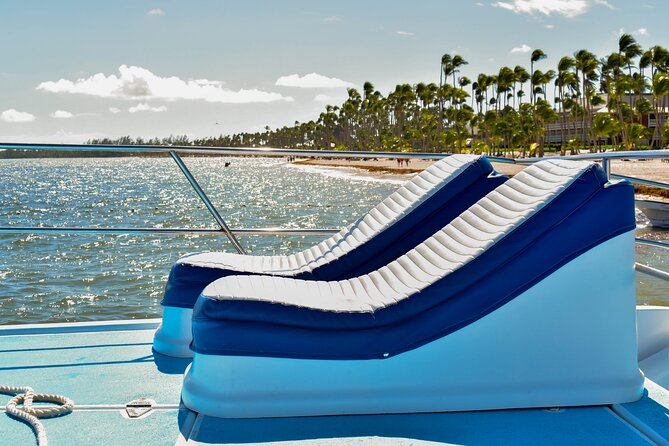 Infinity Hip Hop Boat Party in Punta Cana - A 45-minute snorkeling stop