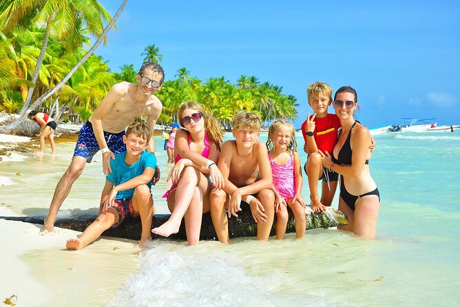 Isla Saona Exclusive Tour with Catamaran & Natural Pool - Bayahíbe and the start of the island outing