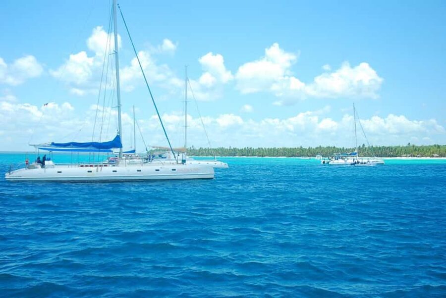 Juan Dolio: Saona Island Full-Day Tour with Lunch & Drinks - What to pack for a smoother day