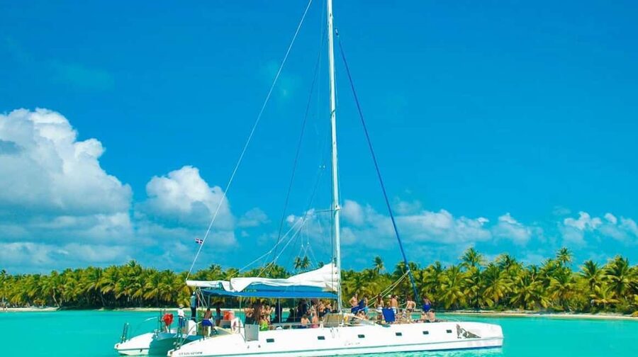 Juan Dolio: Saona Island Full-Day Tour with Lunch & Drinks - The ride from Juan Dolio to the island