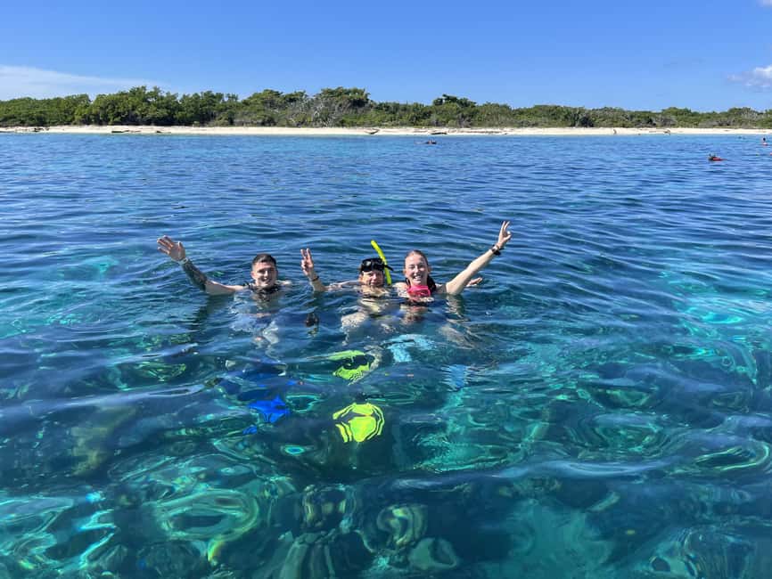 La Romana: Catalina Island for Mein Schiff Cruise Passengers - From La Romana port to the Bayahibe boat