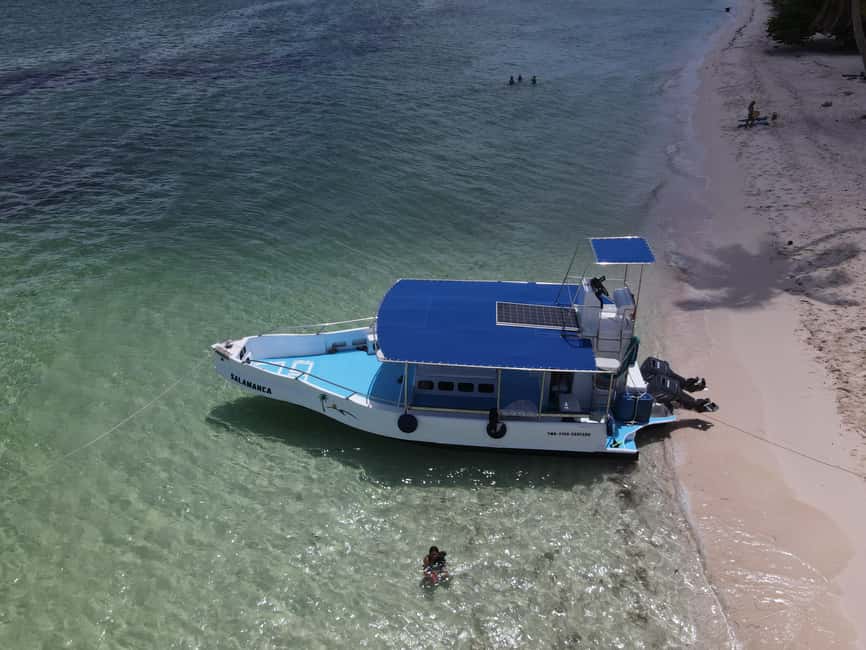 La Romana: Catalina Island for Mein Schiff Cruise Passengers - The Wall gives you the more dramatic snorkel