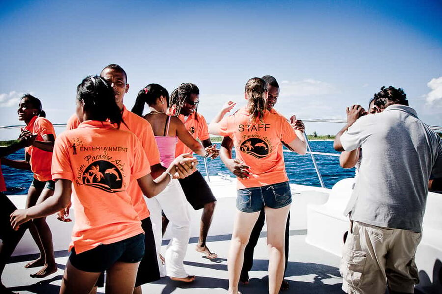 La Romana: Scuba Diving in Catalina Island - Who should book this Catalina excursion?