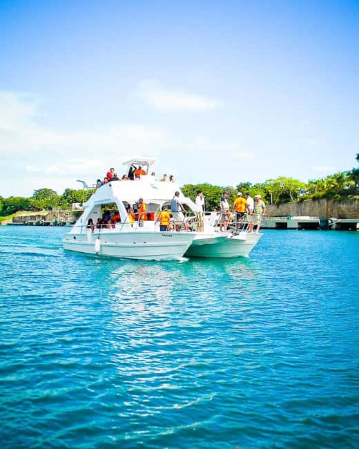 La Romana: Scuba Diving in Catalina Island - The Wall, the more demanding morning session