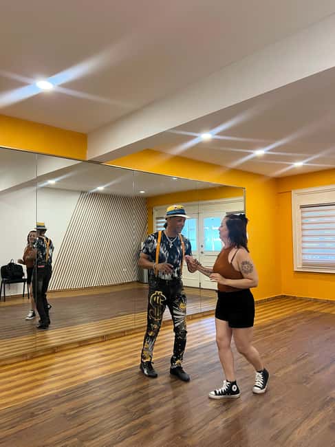 Learn to dance Bachata like a pro in Punta Cana - Learning the Basic Steps on Your Own