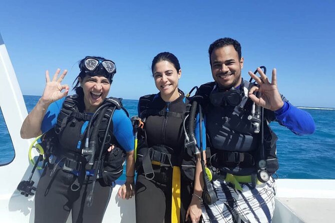 Learn to Scuba Dive in Punta Cana - Why the group limit of eight matters