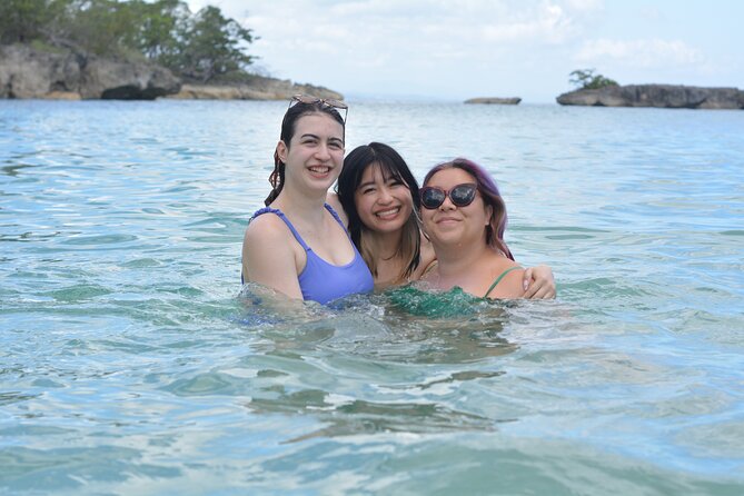 Local Excursion Blue Laguna el dudu - What is included for $85