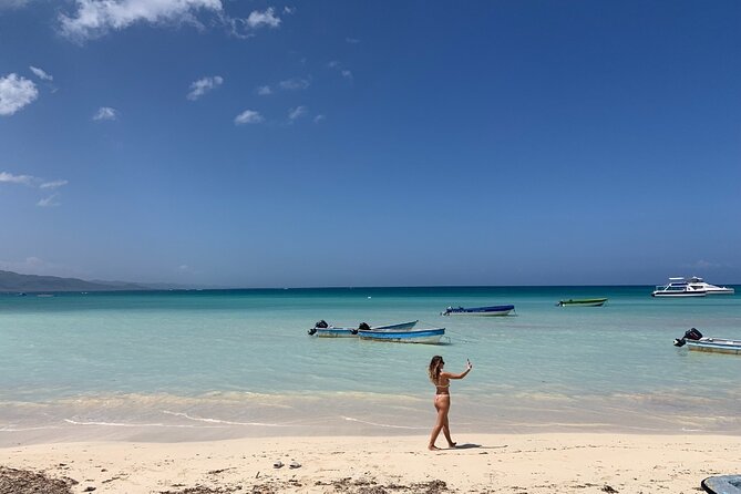 Local Excursion | Paradise Island Punto Rucia & snorkeling - Snorkeling around Paradise Island
