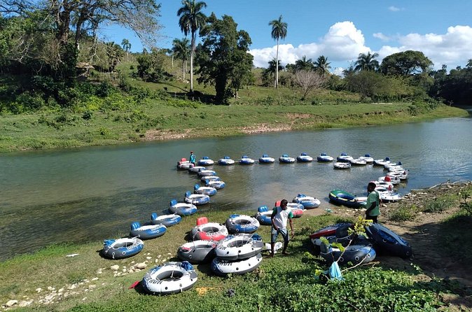 local Excursion || Two-hour adventure on an TUBING. - Two and a half hours on the Yasica