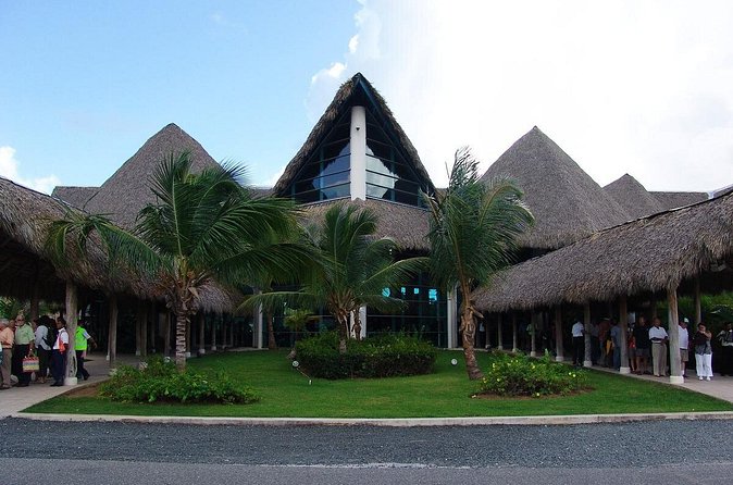 Lopesan Costa Bávaro-Punta Cana Airport Transfer - What the service does well