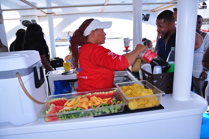Luxury Hip Hop Boat Party–Drinks, Music, and the Best Vibes in PC - Open-bar value at $55 per person