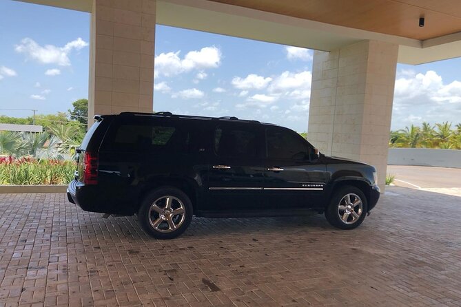 Luxury Suburban Airport Transfer – Premium Service in Punta Cana - How the Service Handles Communication