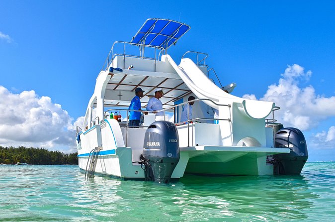 Luxury Sunset Party Boat - What the $75 price really covers