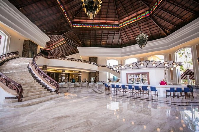 Majestic Mirage - Round Trip Shuttle - Punta Cana Airport - Drivers, Vehicles, and the Human Side