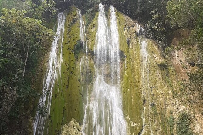 María and Miguel stop - Half day tour to El Limón waterfall with lunch included - Why the horse ride changes the experience