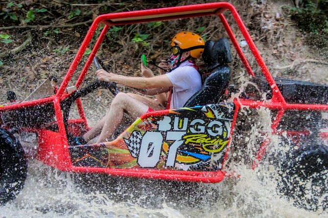 Mega Adrenaline - Seven cables through jungle and over water
