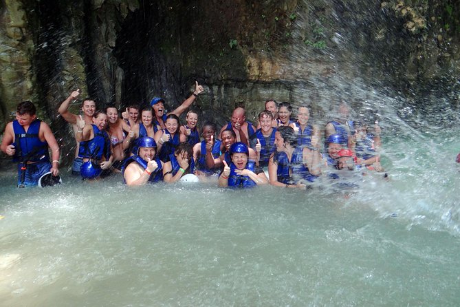 Mega Adrenaline & Splash - Lunch and ziplining at Mega Adventures