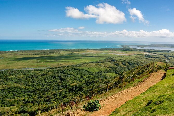 Montaña Redonda & Horseback Riding 2-in-1 Tour from Punta Cana - Reaching Montaña Redonda for the Big View